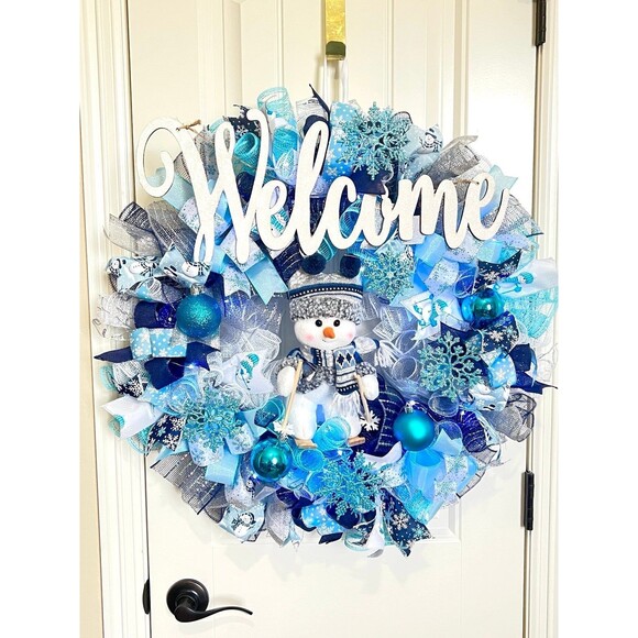 XL Handmade Christmas Holiday Skiing Snowman Ribbon Prelit Wreath 26 ins LED - Picture 11 of 11